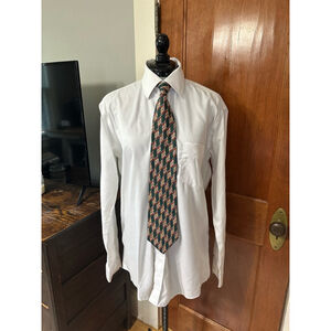 Alexander Julian Silk Necktie Geometric Pattern Green Burgundy‎ Men's Tie